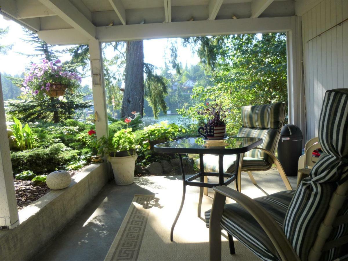 Linda'S By The Lake Maple Valley Extérieur photo